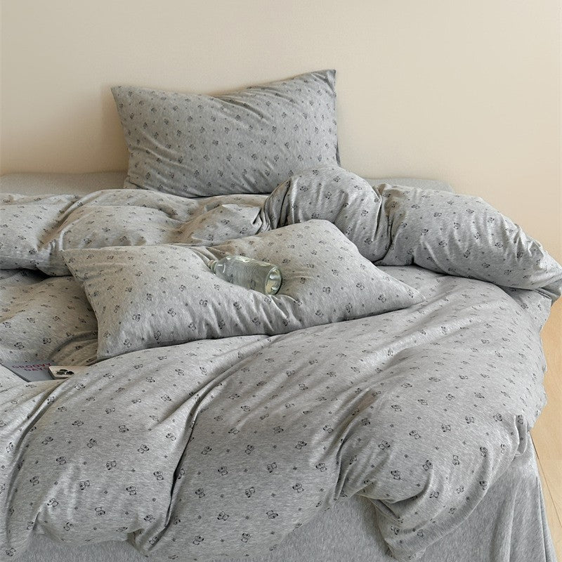 Soft knit cotton duvet cover with grey bear print – comforter style