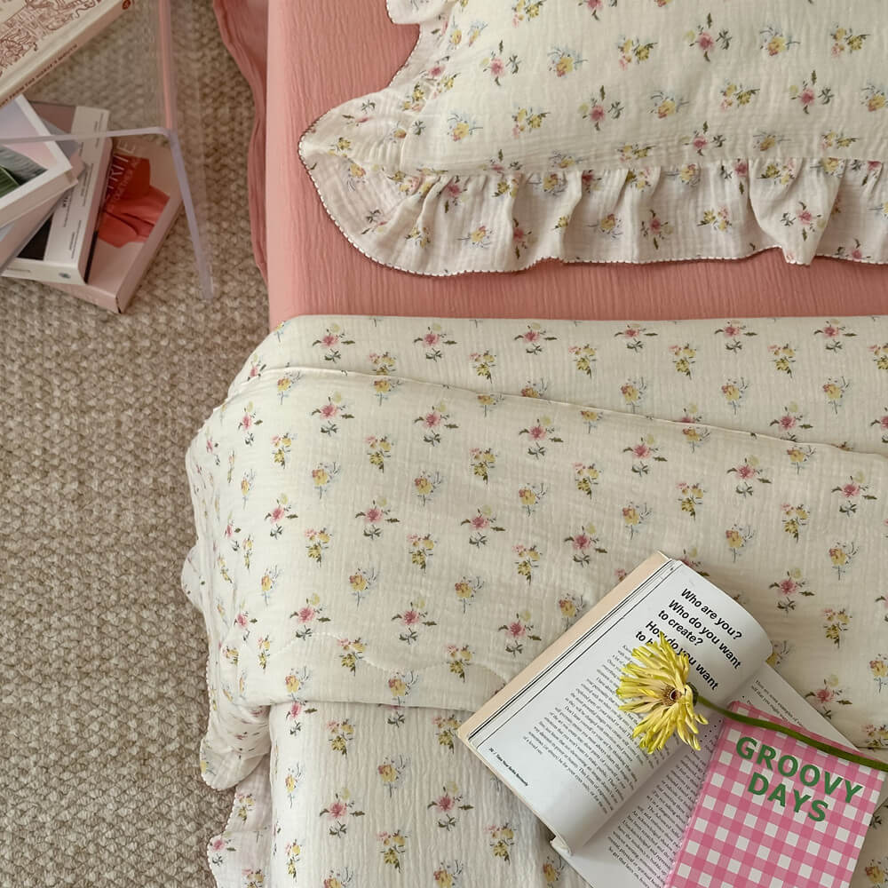 delicate vintage floral print muslin quilt, lightweight crinkled cotton fabric, ruffle trim