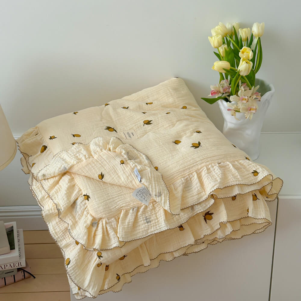 Lemon muslin quilt, cream yellow with ruffle edge, breathable cotton