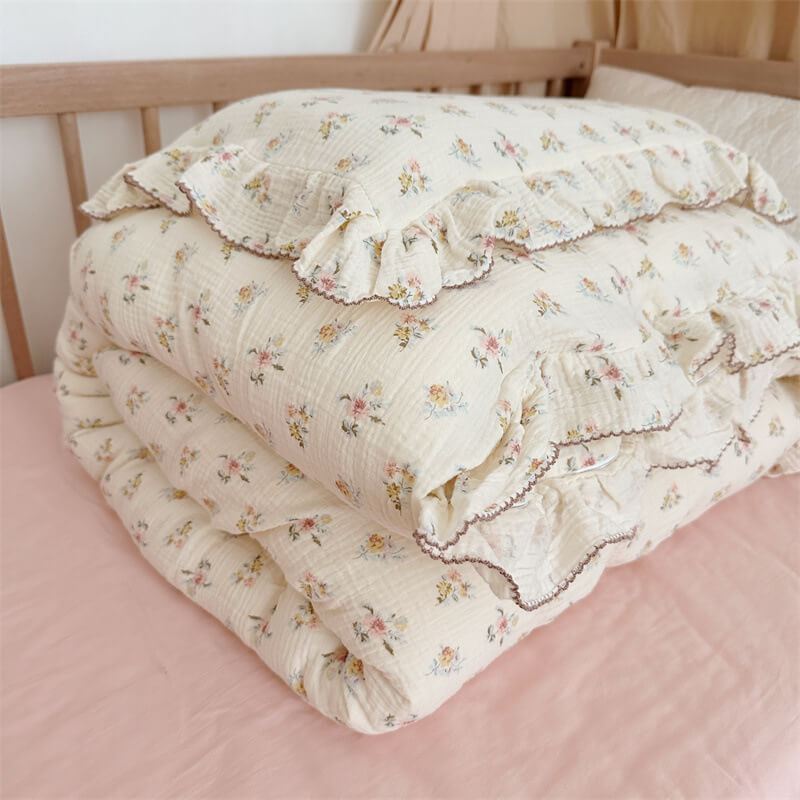 Toddler bed with azalea floral duvet cover set