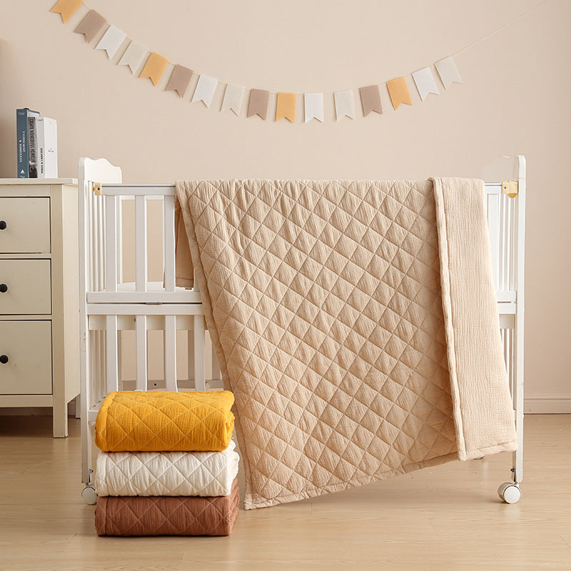 Comfortable-cotton-muslin-baby-quilt