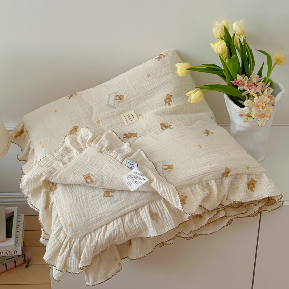 Comfortable cotton muslin quilt