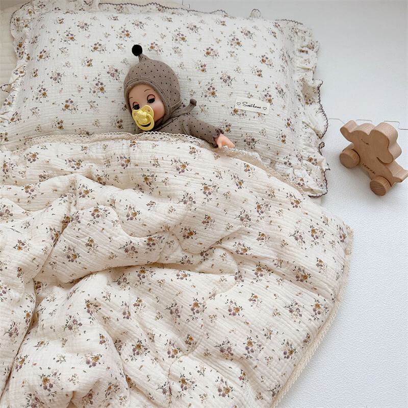 Cotton-toddler-quilt-and-pillow-bedding-set