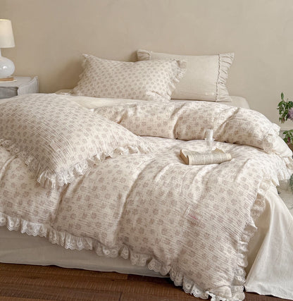Dusty Pink Floral Bedding Set with Lace Trim