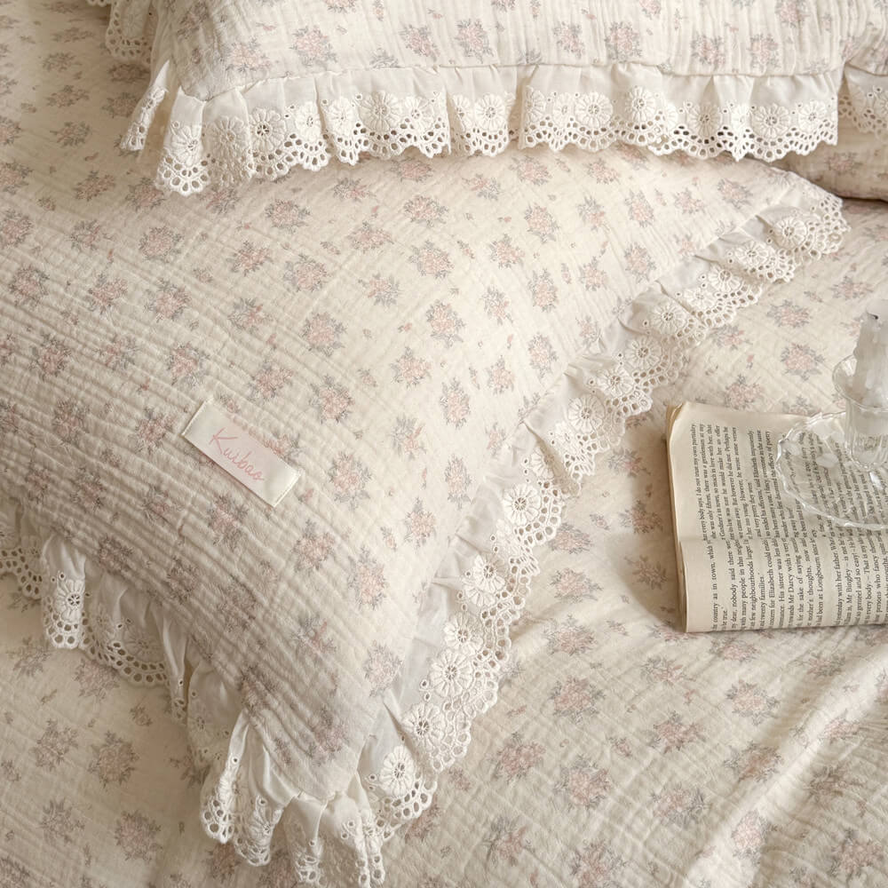 Dusty Pink Floral Bedding Set with Lace Trim