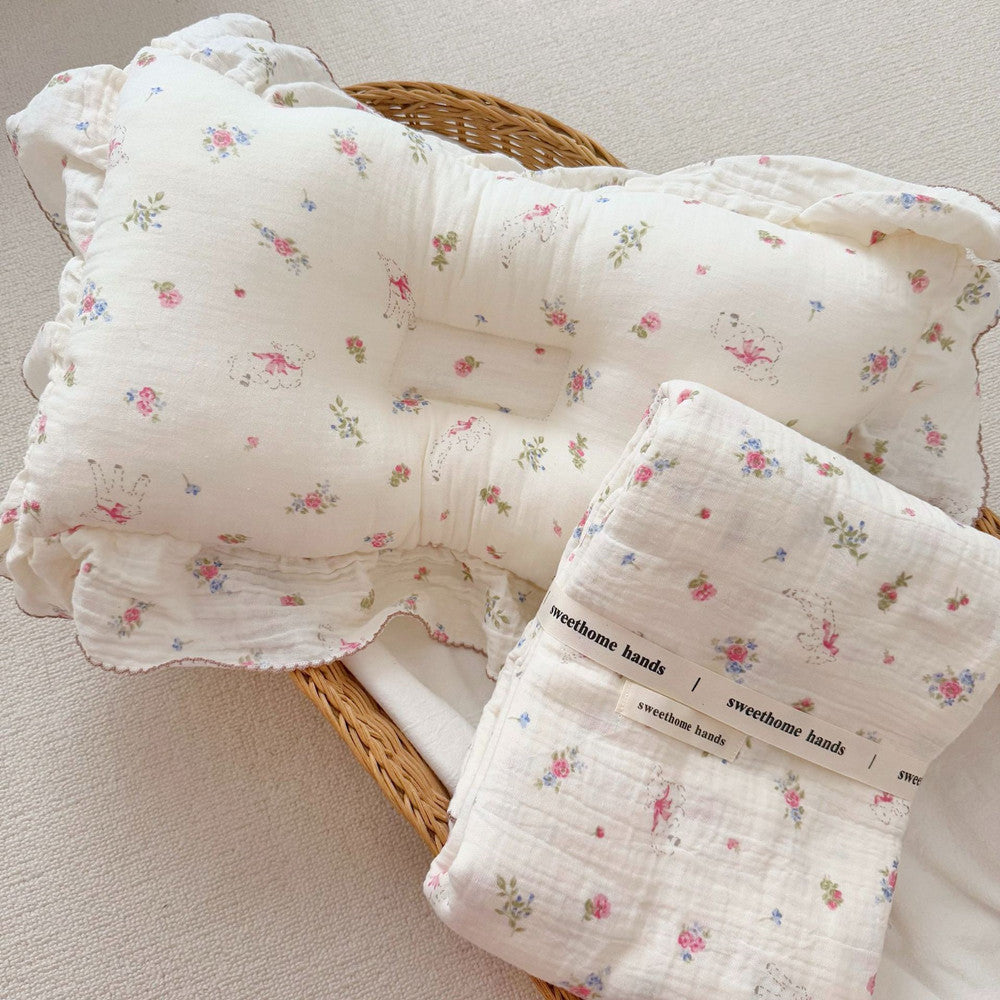 Infant and Toddler Delicate Flower Blanket