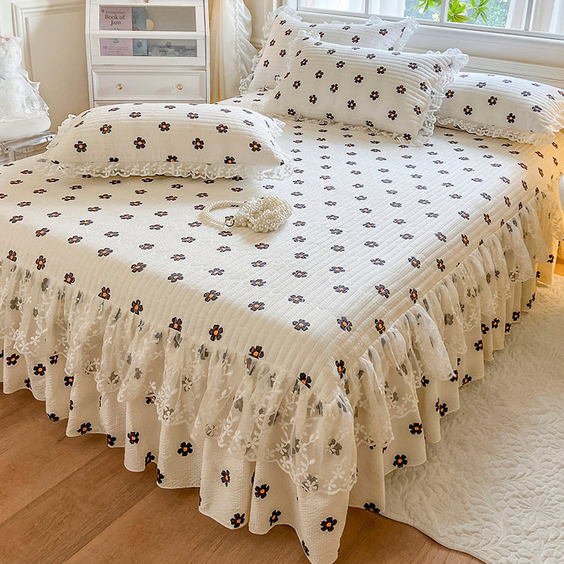 Queen size bed skirt