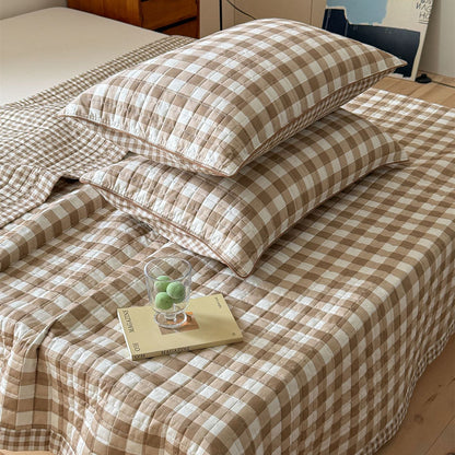 Reversible Gingham Cotton Quilt Set