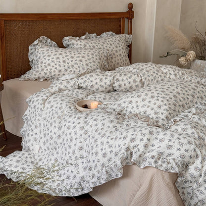 Vintage floral cotton muslin duvet cover set with ruffled edges in a romantic teen bedroom