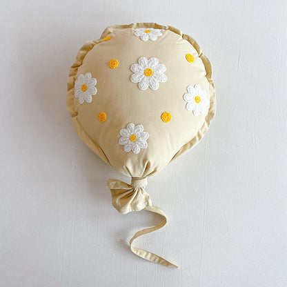 cotton-balloon-pillow-daisy
