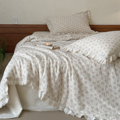 Dusty Pink Floral Comforter with Ruffled Lace Trim