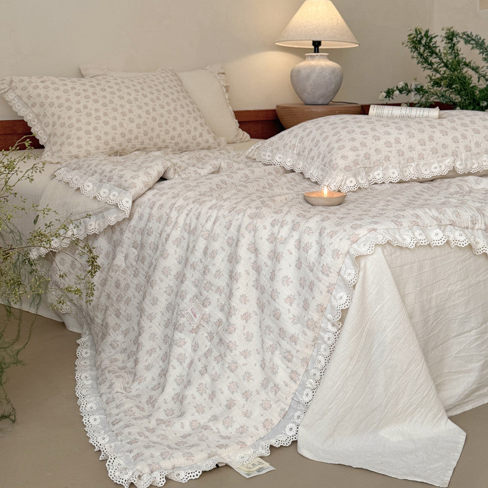 Dusty Pink Floral Comforter with Ruffled Lace Trim