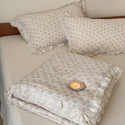 Dusty Pink Floral Comforter with Ruffled Lace Trim