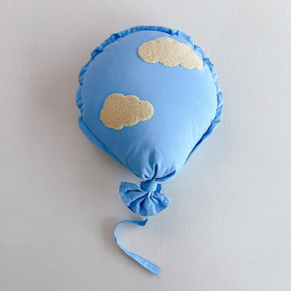 fabric-balloon-wall-hanging-blue