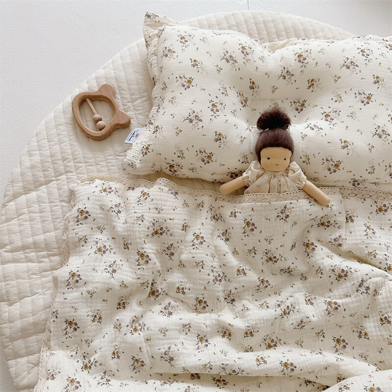floral-toddler-comforter