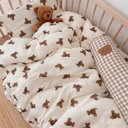 toddler-bed-teddy-bedding