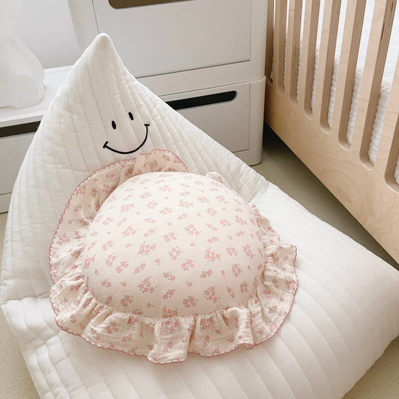 https://mywinifred.com/cdn/shop/products/decorative-pillows-for-baby-nursery.jpg?v=1682326722&width=1445