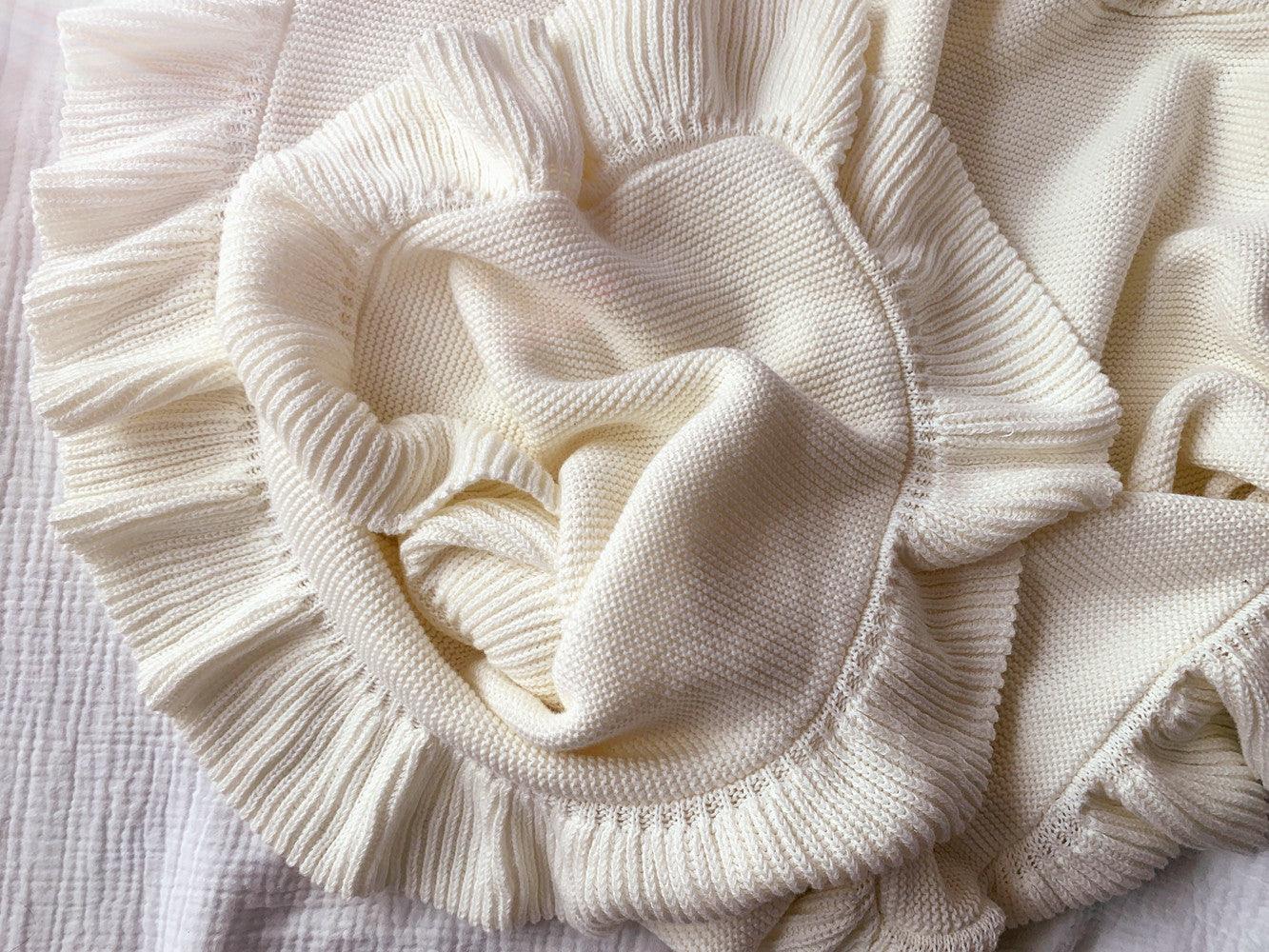 Knitting Baby Crib Blanket with Ruffle - MyWinifred