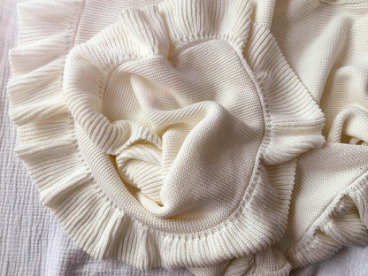 Knitting Baby Crib Blanket with Ruffle - MyWinifred